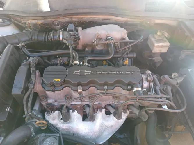 Chevrolet Astra GL Milenium 1.8 MPFI 4P 2001