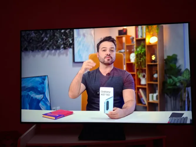 TV Samsung QLed 55" 4K 55065B c/Nota Fiscal + Caixa