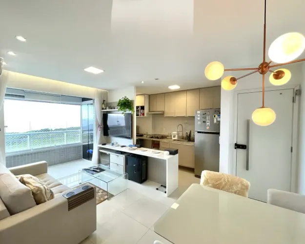 Ed. Arpoador | 62m² | 2 Quartos (Suíte) | Vista Mar | 2 Vagas | Projetado