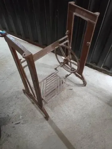 Pés de ferro para Máquina de Costura Antiga - para decoração