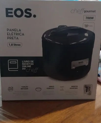 Panela Elétrica - Nunca usada / 1,8 Litros