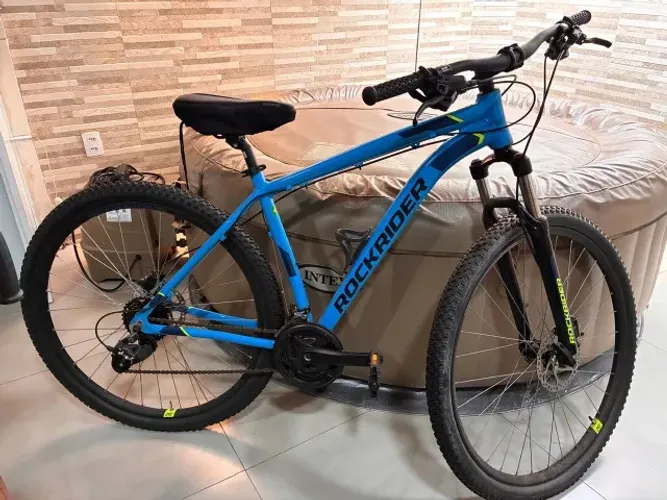 Vendo Bicicleta aro 29 Rockrider nova