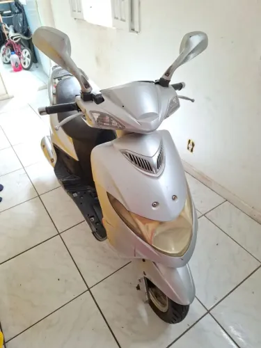 Motoneta Suzuki Burgman ano 2009 $6.000