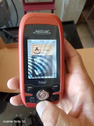 Gps magellan Triton 500