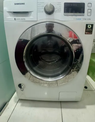 Máquina lava e seca