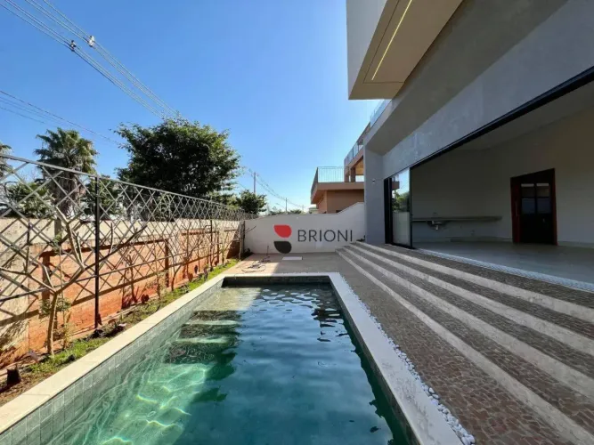 Sobrado alto padrão com 341m², 5 quartos à venda no Condomínio Colina do Golf em Ribeirão