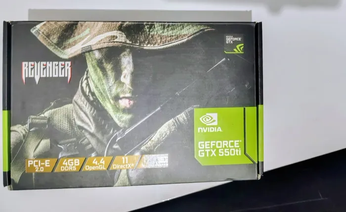 Placa de video Gtx 550 ti na caixa