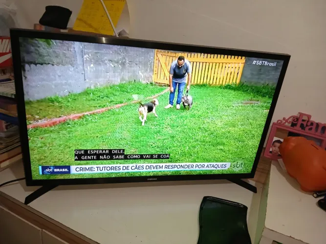 Vendo TV 32Polegadas em ótimo estado.
