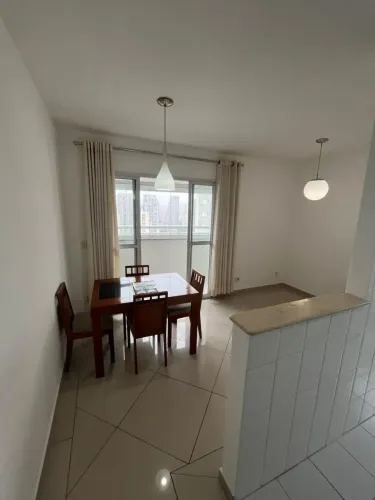 Apto 2 dormitórios - ótima localização Vila Mariana