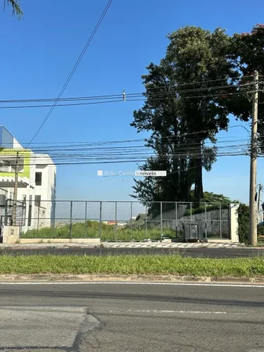 Venda de terreno comercial