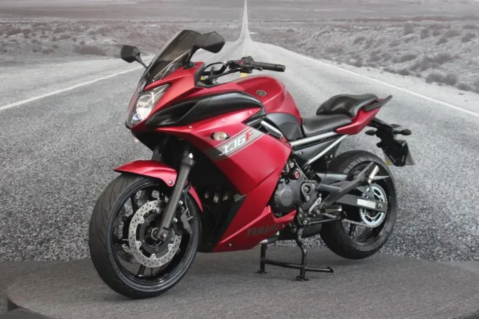 YAMAHA XJ6 F 2015
