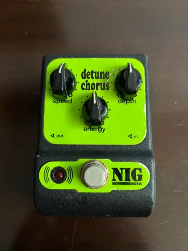 Pedal nig detune chorus