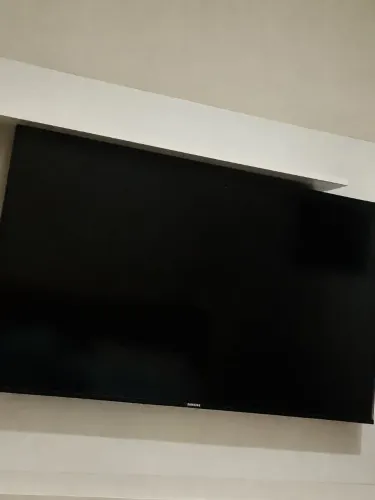 TV Led Samsung 40 polegadas semi nova sem defeitos!