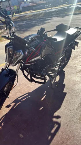 Alugo moto 