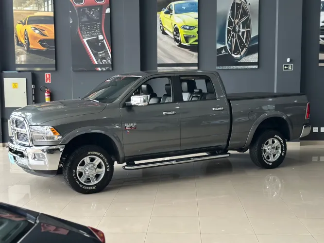 Ram 2500 Laramie 6.7 TDI CD 4X4 Diesel 2012