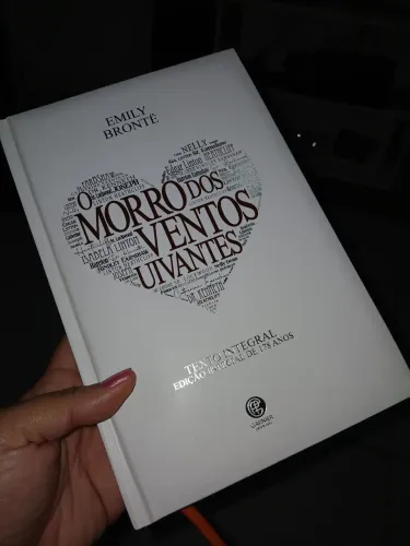 O Morro dos ventos uivantes