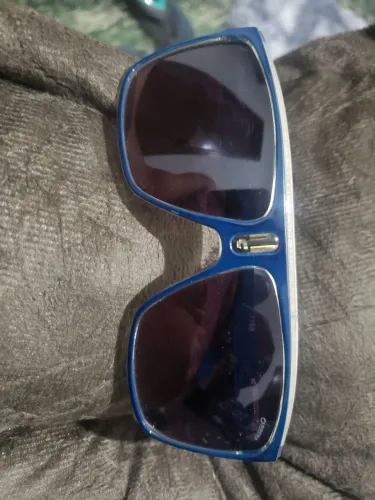 Oculos carerra .