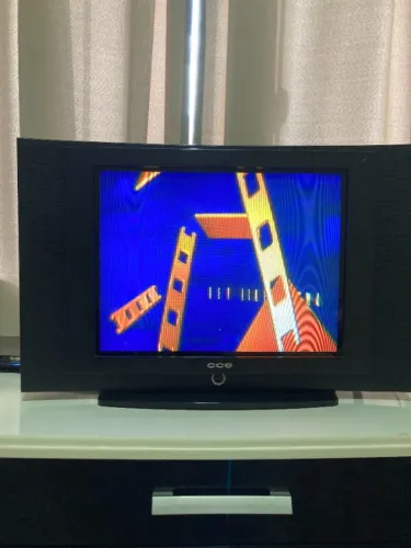 TV de Tubo CCE 21" Colorida - Funcionando Perfeitamente | DVD, Videogames Retrô