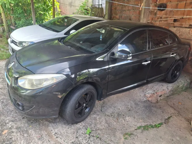 Renault Fluence Sed. Dynamique 2.0 16V Flex Aut. 2013