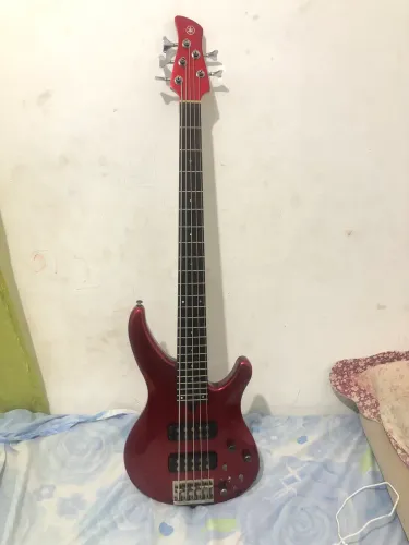 Baixo TRBX305 C/Aguilar Obp3