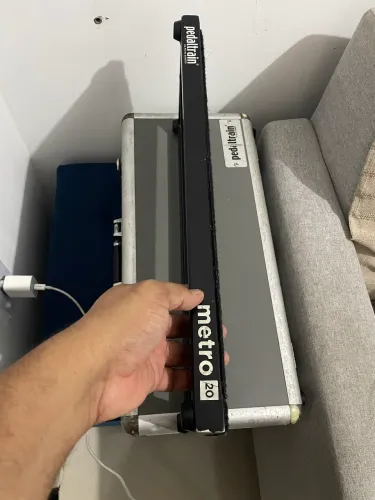 Pedaltrain metro 20 + Caser original 