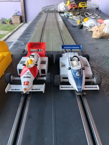 Autorama estrela: Brabham Hector Rebaque e Maclarem Senna