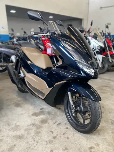 Honda PCX 2025 DLX (BAIXO KM+ PROMOÇÃO)
