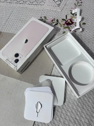 Vendo Celular iPhone 13, 128Gb Rosê