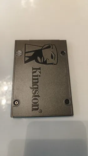 SSD Kingston 960GB semi nova pouco usada