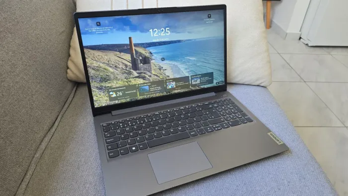 Notebook Lenovo Ryzen 5
