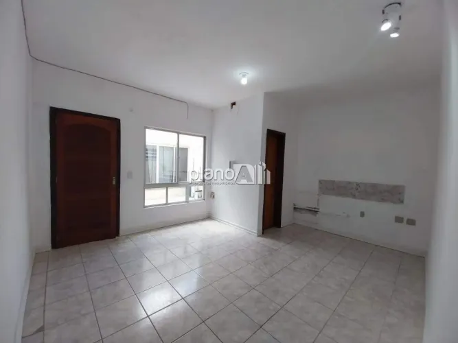 Sala para aluguel, com 29m², - Centro - Gravataí / RS por R$ 730,00