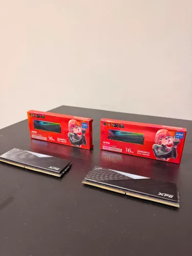 PENTE MEMORIA XPG 16GB DDR5 6000MHZ RGB