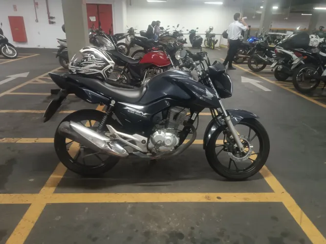 Honda Fan 160 Flex 2024 - IPVA Pago e Conservada