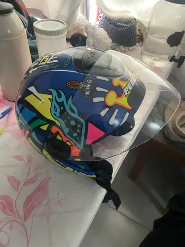 Capacete PEELS seminovo