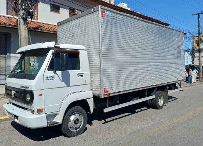 Vendo ou troco VW 9150 Delivery 2010