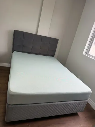 Cama Box Casa - Usada