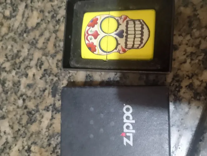 Isqueiro Zippo, caveira mexicana