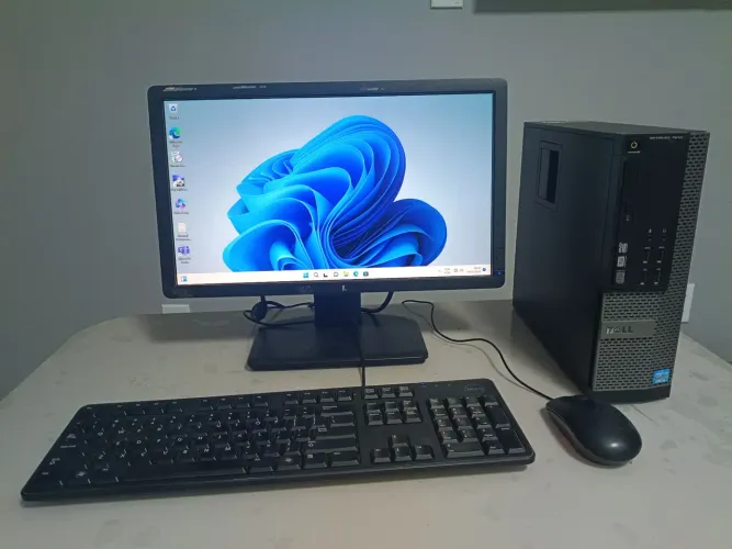 Vendo computador Dell completo conservado 