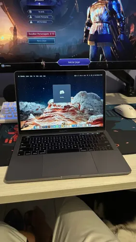 Macbook Pro 2019 Touch Bar