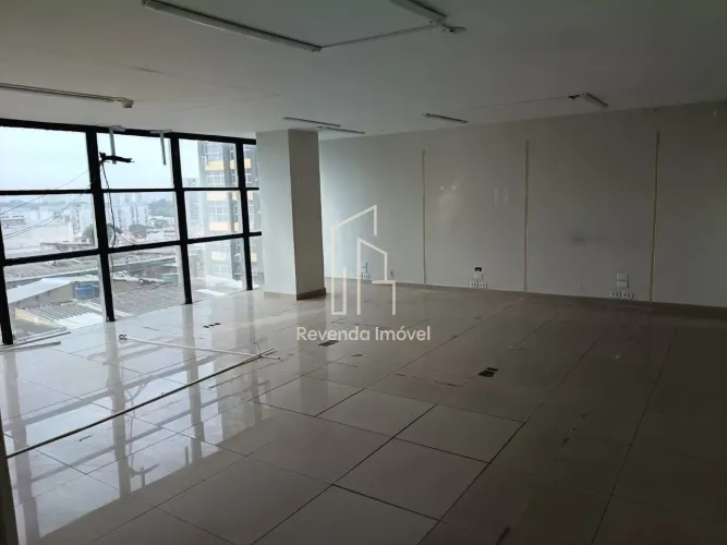 Aluguel de Sala Comercial de 240m² em Santo Amaro, São Paulo-SP: A Oportunidade que Você P