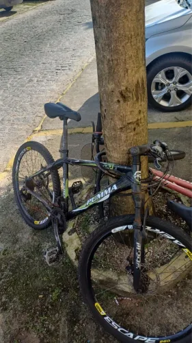 Vende-se uma bicicleta aro 26 conservada