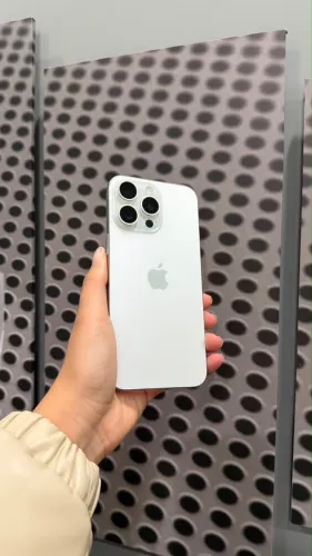 iPhone 15 PRO MAX 256GB - branco seminovo