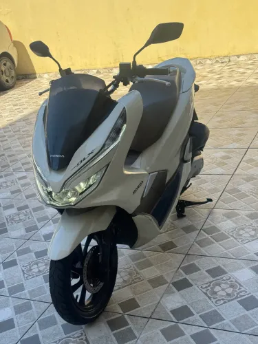 PCX 150 DLX