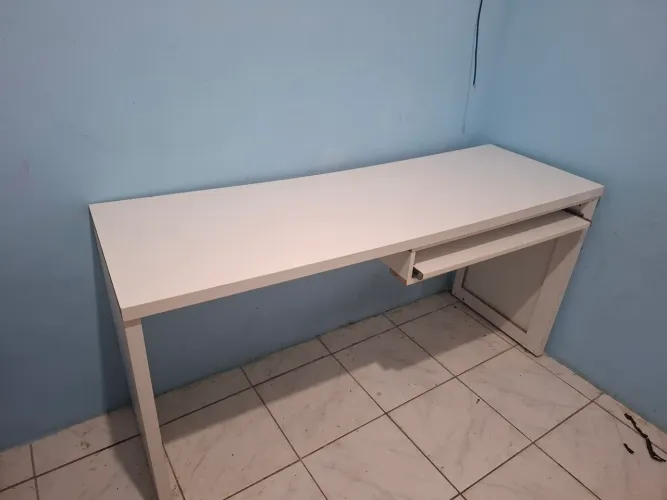Mesa para computador.