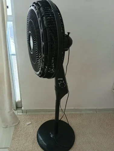 Ventilador de coluna Arno , Seminovo , 3 velocidades