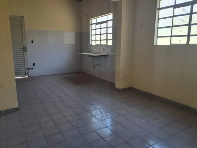 Casa á venda 3 dormitórios Vila Mesquita Bauru-SP