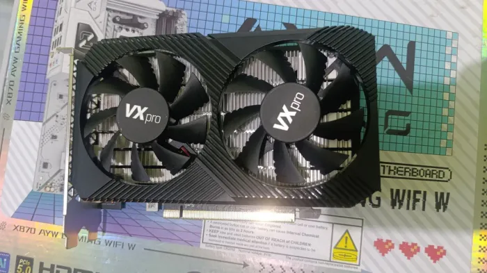 RX 560 4GB VXPRO Dual Fan Top !
