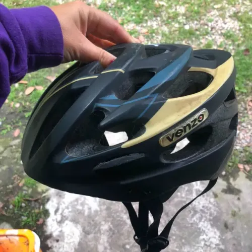 Capacete ciclismo Venzo
