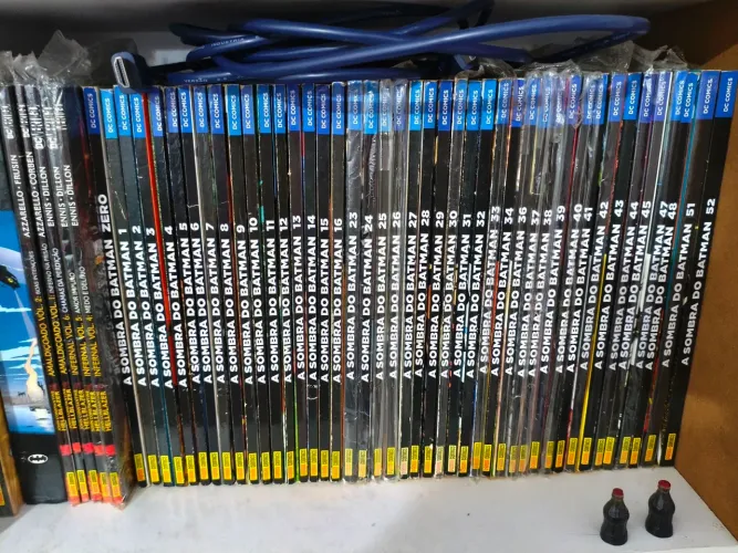 Coleção Hqs a sombra do batman novos 52 - 43 revistas