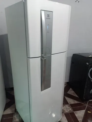 Geladeira Electrolux DF42